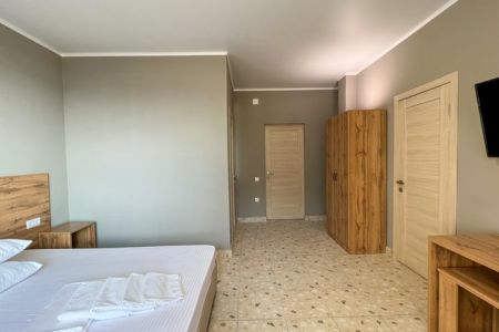 Стандартный 2-местный (с балконом, вид на горы, корпус С)