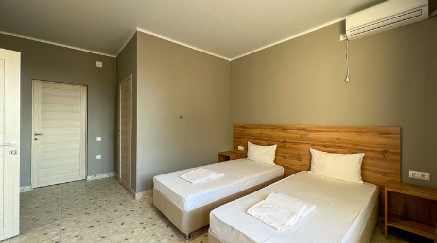 Стандартный 4-местный 2-комнатный (с отдельным входом, 1 этаж, корпус С)